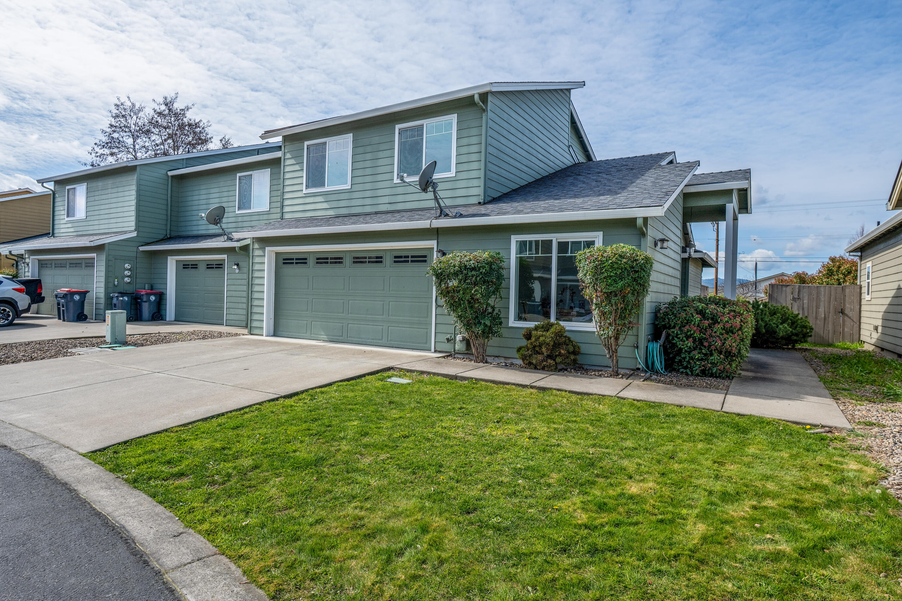 368 Live Oak Loop Central Point, OR 97502 - Photo 22 of 24