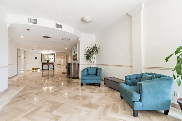 $2,950 | 2840 South Ocean Boulevard, Unit 1090, Palm Beach, FL 33480