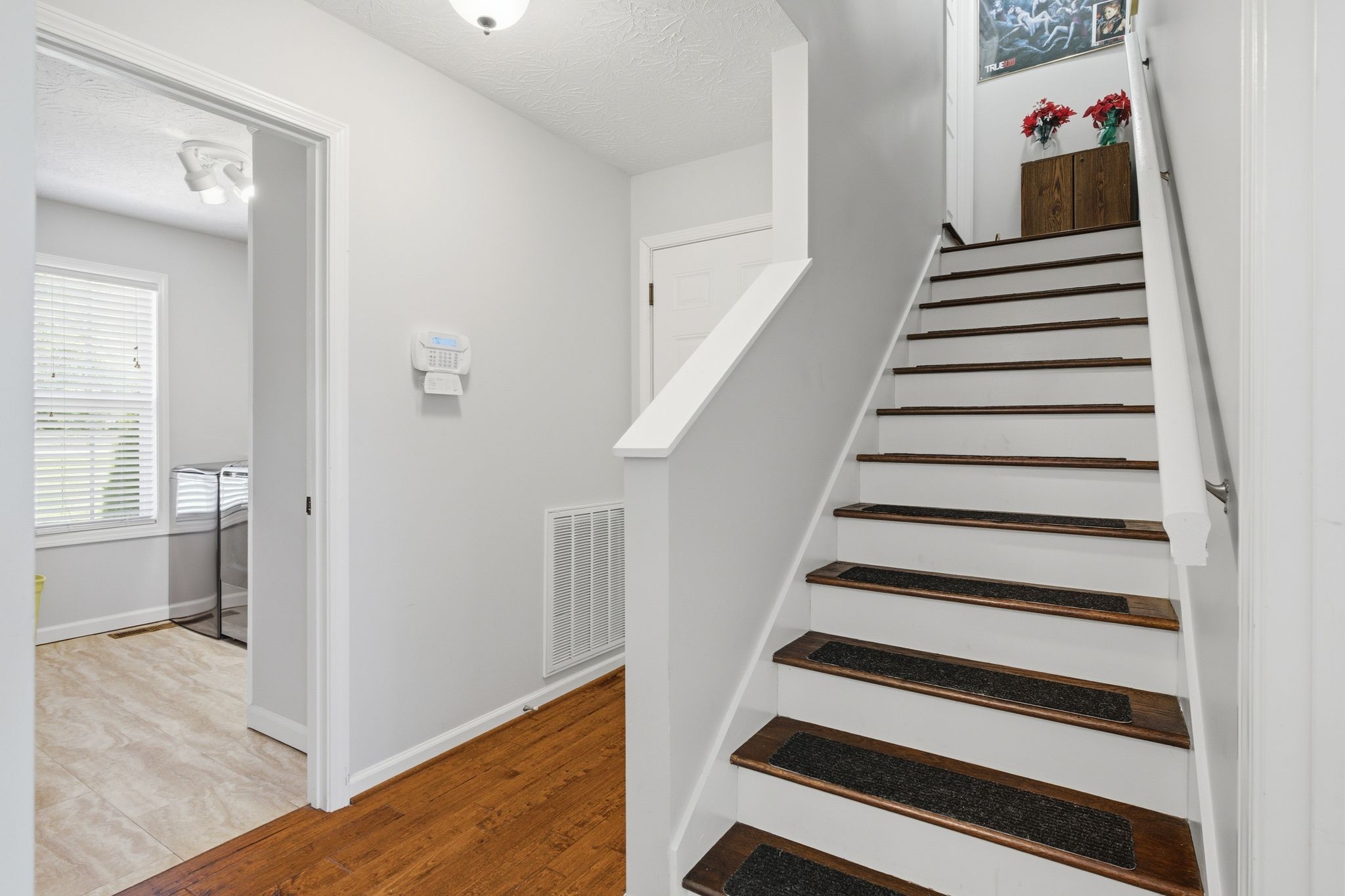 465 Old 25 Loop Castalian Springs, TN 37031 - Photo 23 of 34