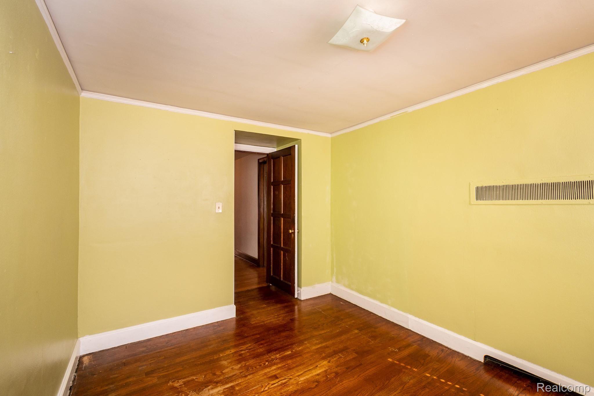 20240 Briarcliff Road Detroit, MI 48221 - Photo 23 of 28 BR4.jpg
