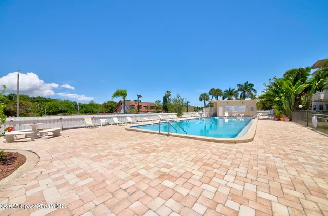 a view of building with yard