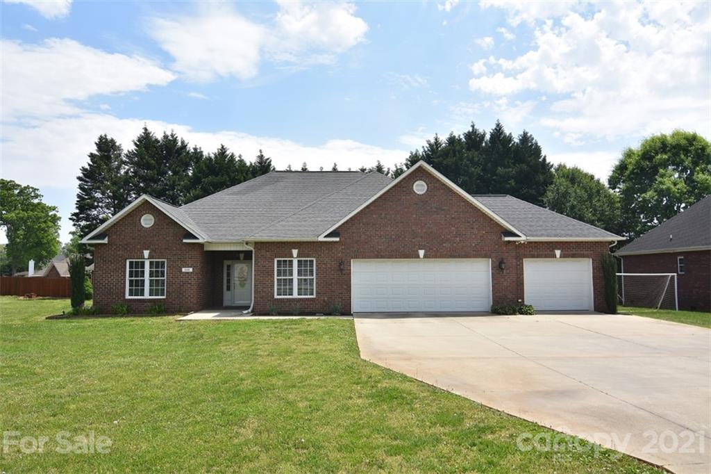 508 Rock Barn Road Northeast Conover, NC 28613 - Photo 1 of 48 Gallery Image 1
