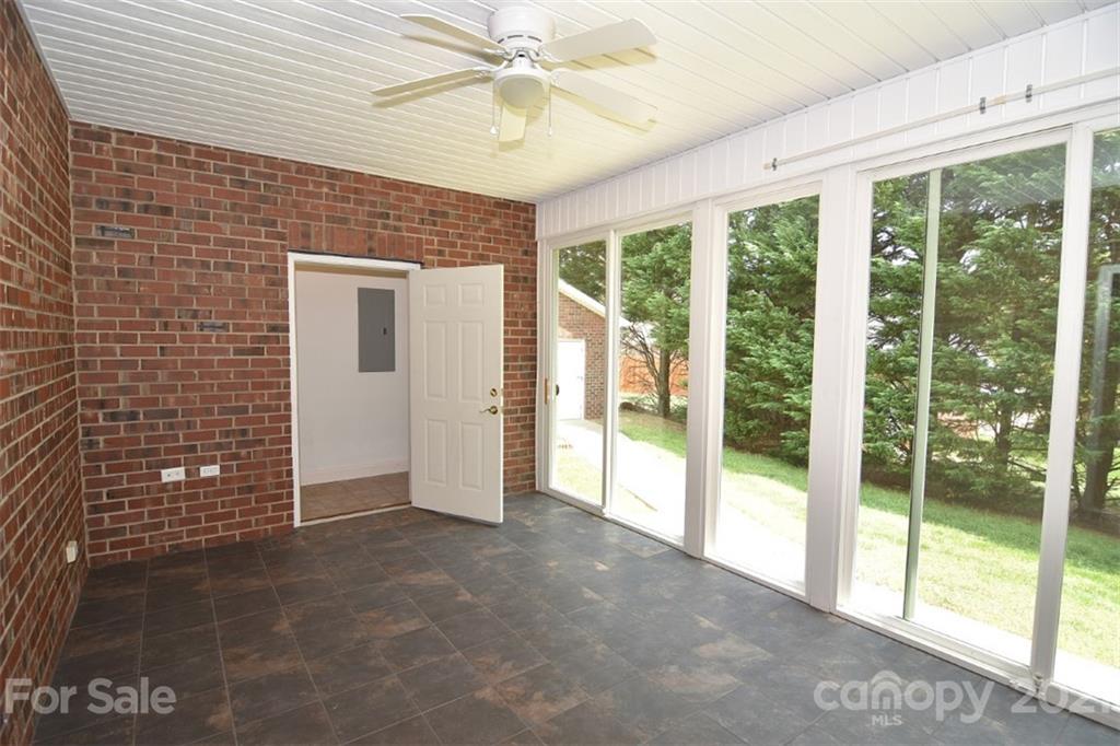 508 Rock Barn Road Northeast Conover, NC 28613 - Photo 14 of 48 Gallery Image 14