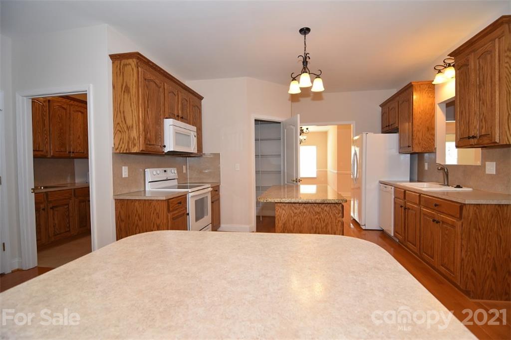 508 Rock Barn Road Northeast Conover, NC 28613 - Photo 29 of 48 Gallery Image 29