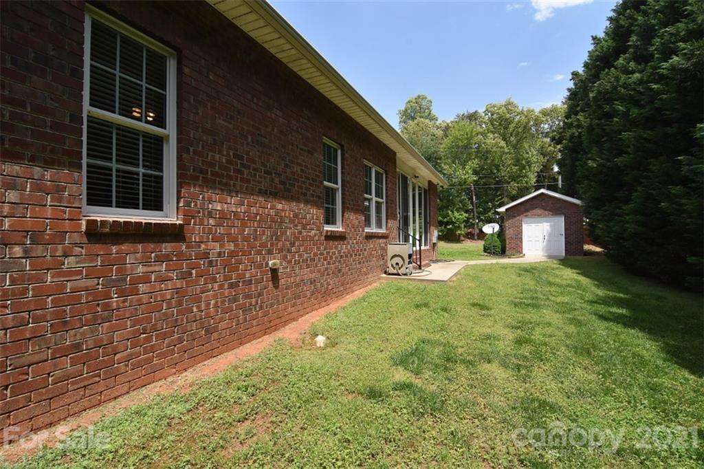 508 Rock Barn Road Northeast Conover, NC 28613 - Photo 9 of 48 Gallery Image 9