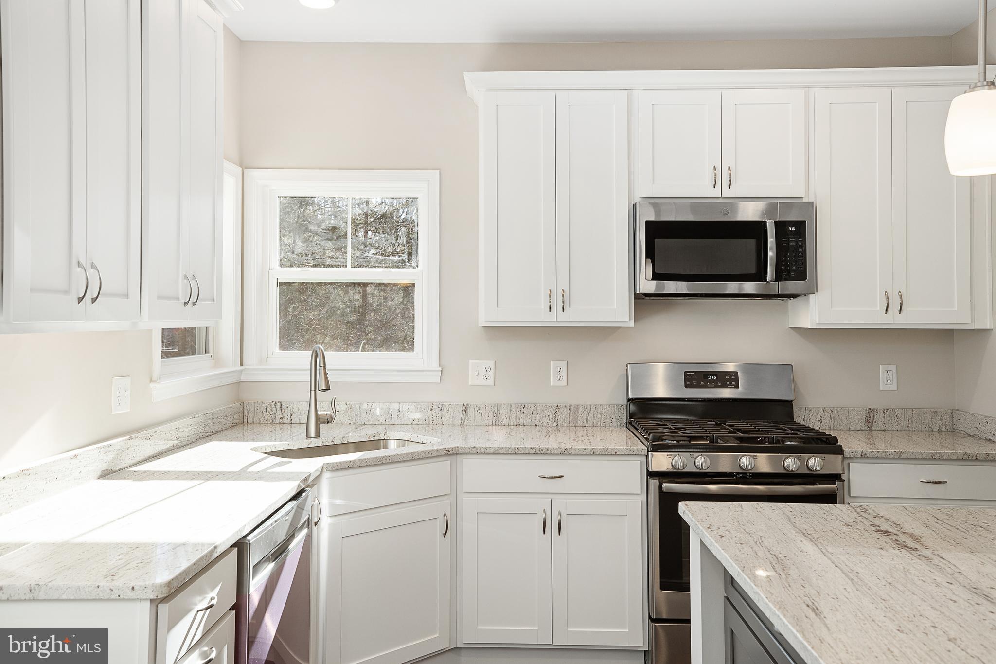 142 Little Whim Road Fredericksburg, VA 22405 - Photo 8 of 42 COLORS/FEATURES/OPTIONS MY VARY FROM SHOWN