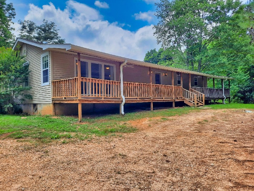 2355 Lindsey Road Parsons, TN 38363 - Photo 1 of 38 Gallery Image 1