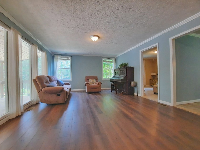 2355 Lindsey Road Parsons, TN 38363 - Photo 10 of 38 Gallery Image 10