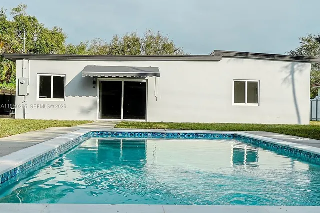 $1,425,000 | 588 Palmetto Drive, Miami Springs, FL 33166