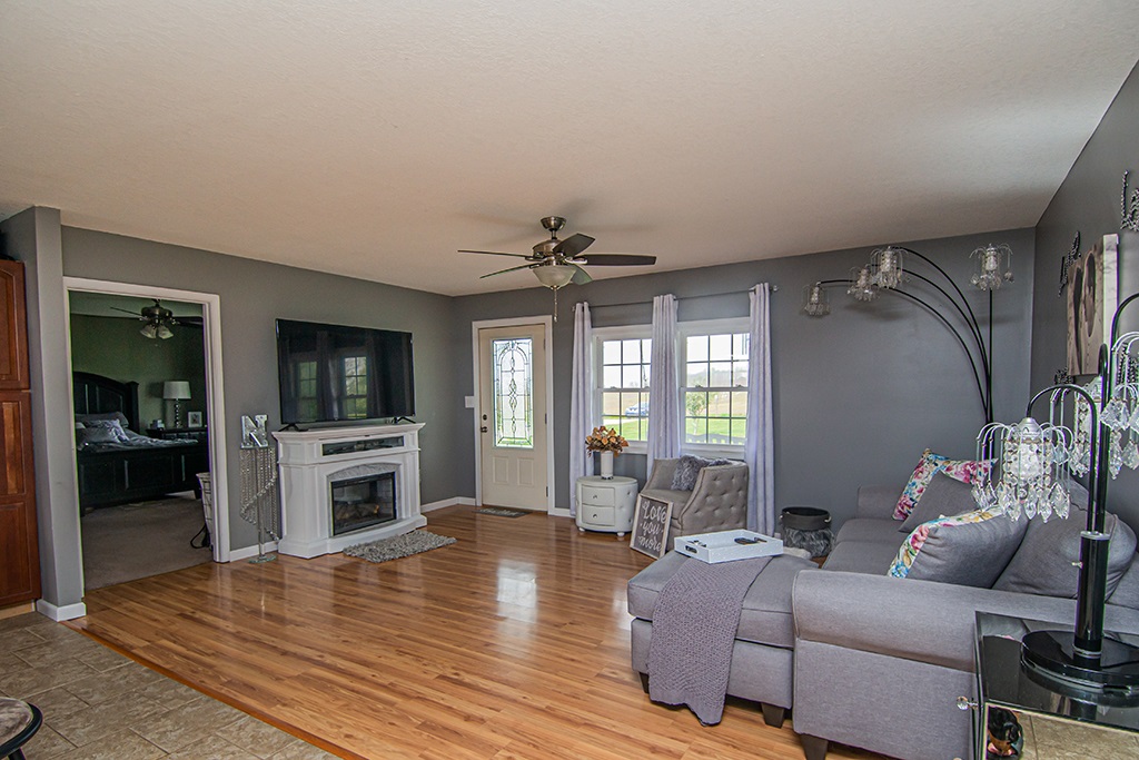 5328 South Water Works Road Monroe City, IN 47557 - Photo 3 of 35 Gallery Image 3