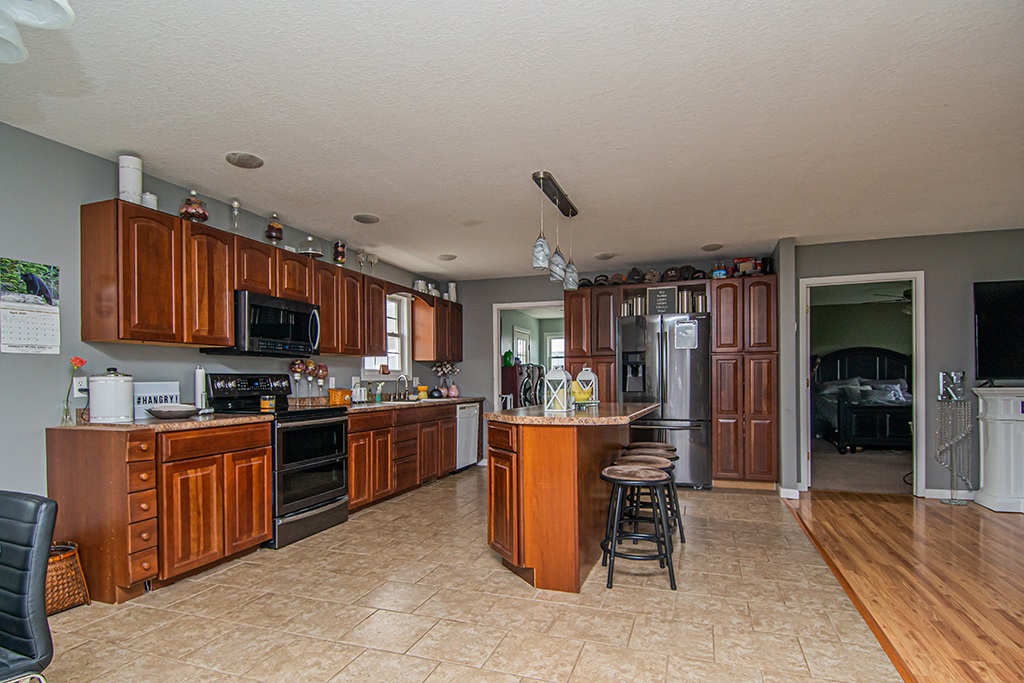 5328 South Water Works Road Monroe City, IN 47557 - Photo 4 of 35 Gallery Image 4