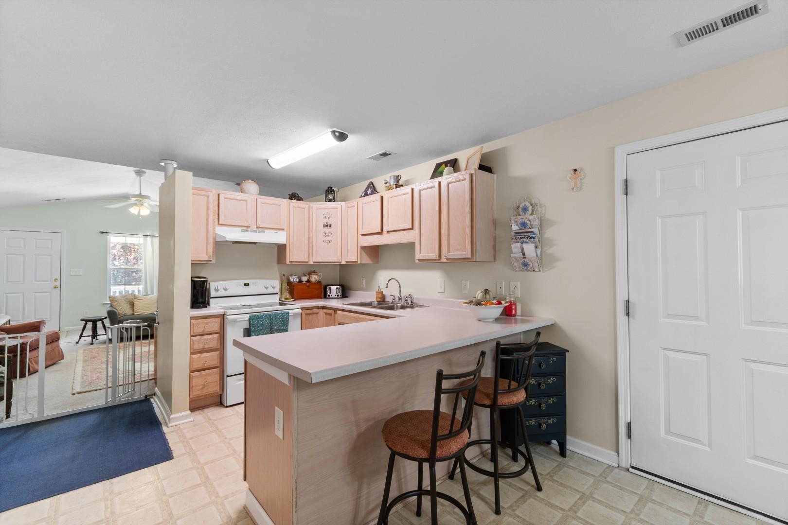 5008 Blue Spruce Lane Murrells Inlet, SC 29576 - Photo 5 of 34