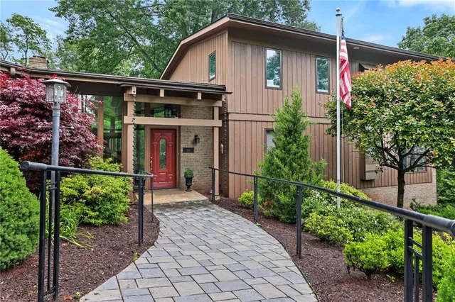 $1,500,000 | 2370 Morrow Road, Pittsburgh, PA 15241