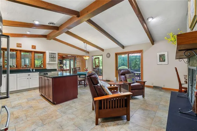 $1,500,000 | 2370 Morrow Road, Pittsburgh, PA 15241