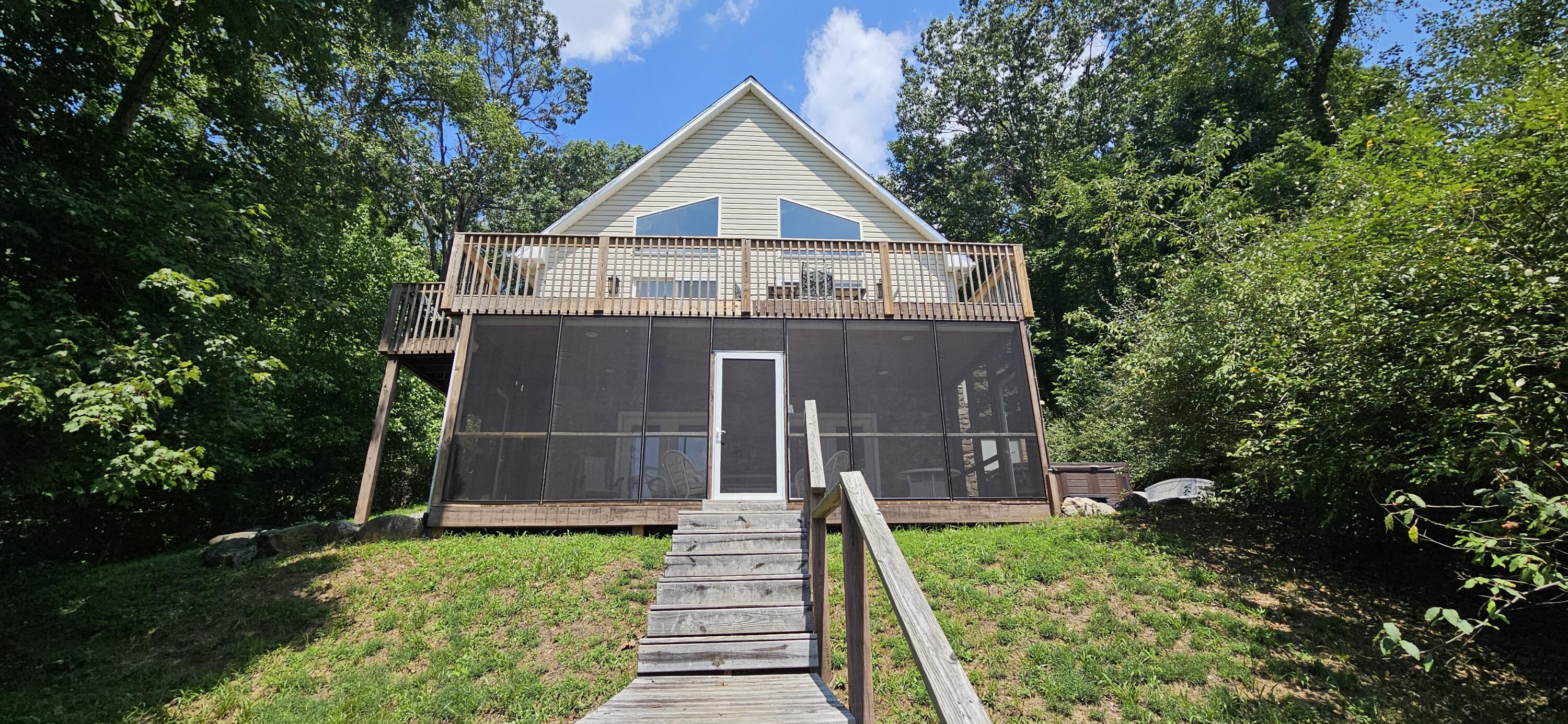 6136 Horseshoe Bend Road Goodview, VA 24095 - Photo 6 of 84 20260729_124112