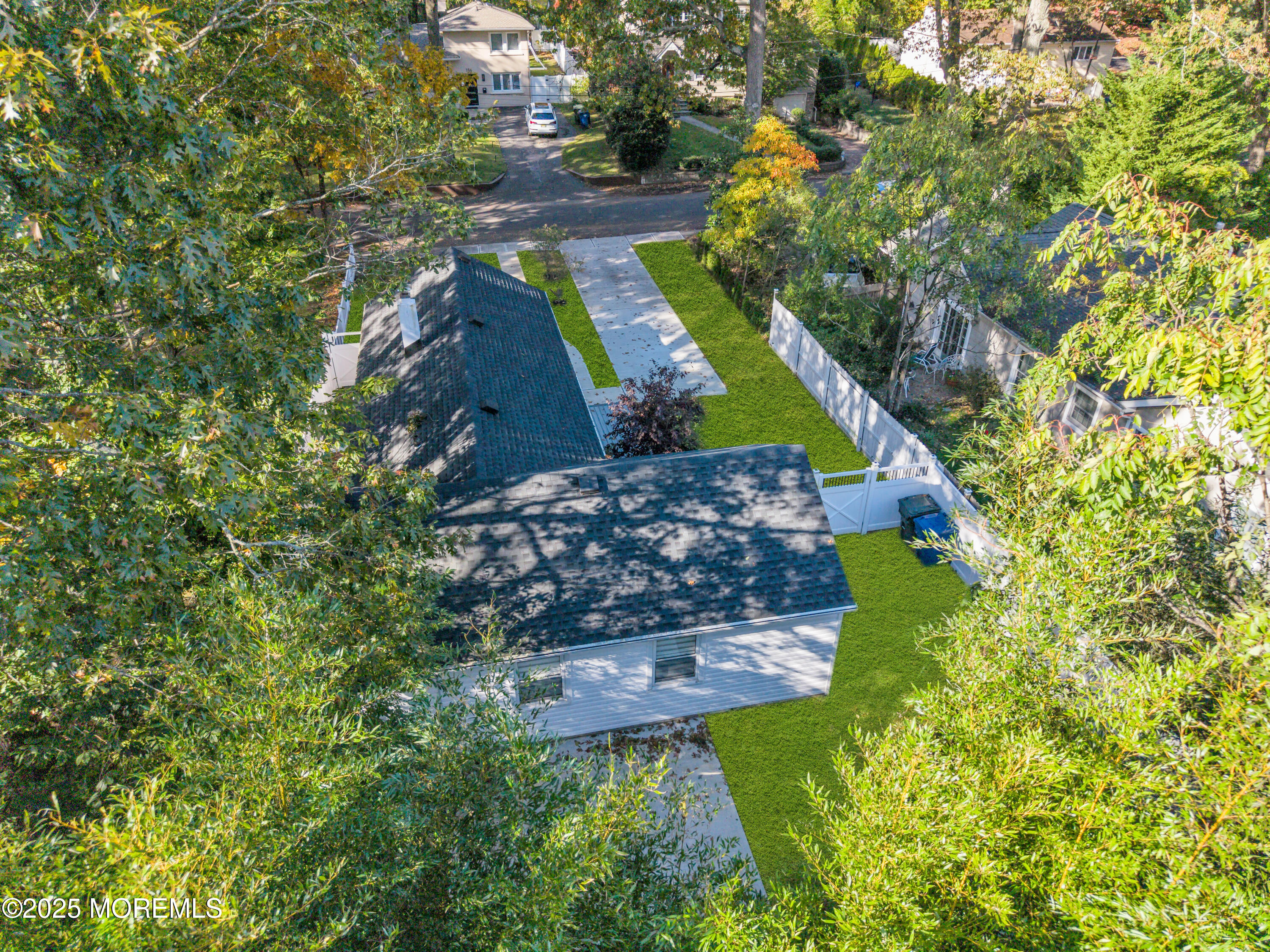 185 Elmwood Road Oakhurst, NJ 07755 - Photo 18 of 19
