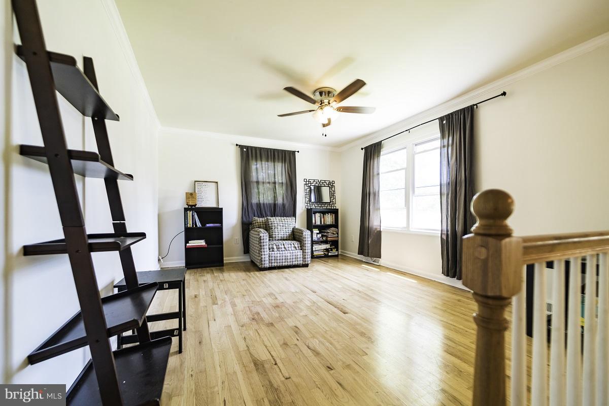 7926 Frye Road Alexandria, VA 22309 - Photo 2 of 15 Living Room