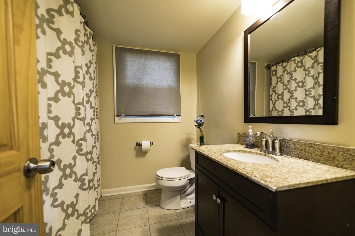 7926 Frye Road Alexandria, VA 22309 - Photo 14 of 15 Bath