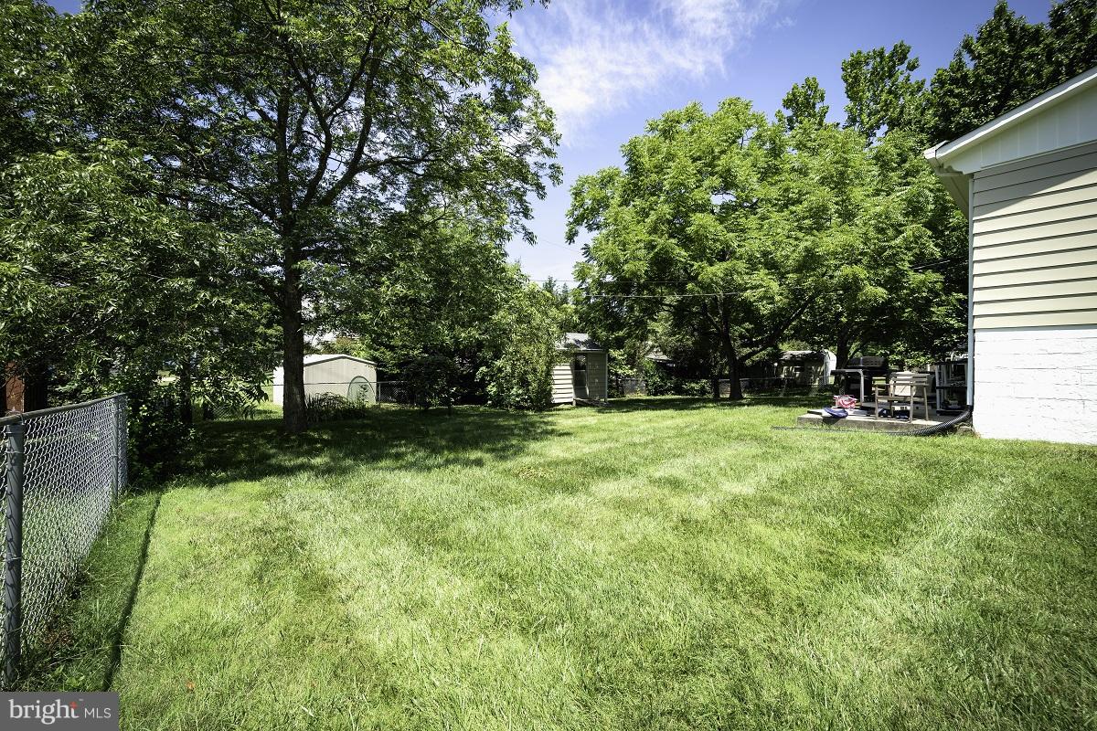 7926 Frye Road Alexandria, VA 22309 - Photo 15 of 15 Exterior (Rear)