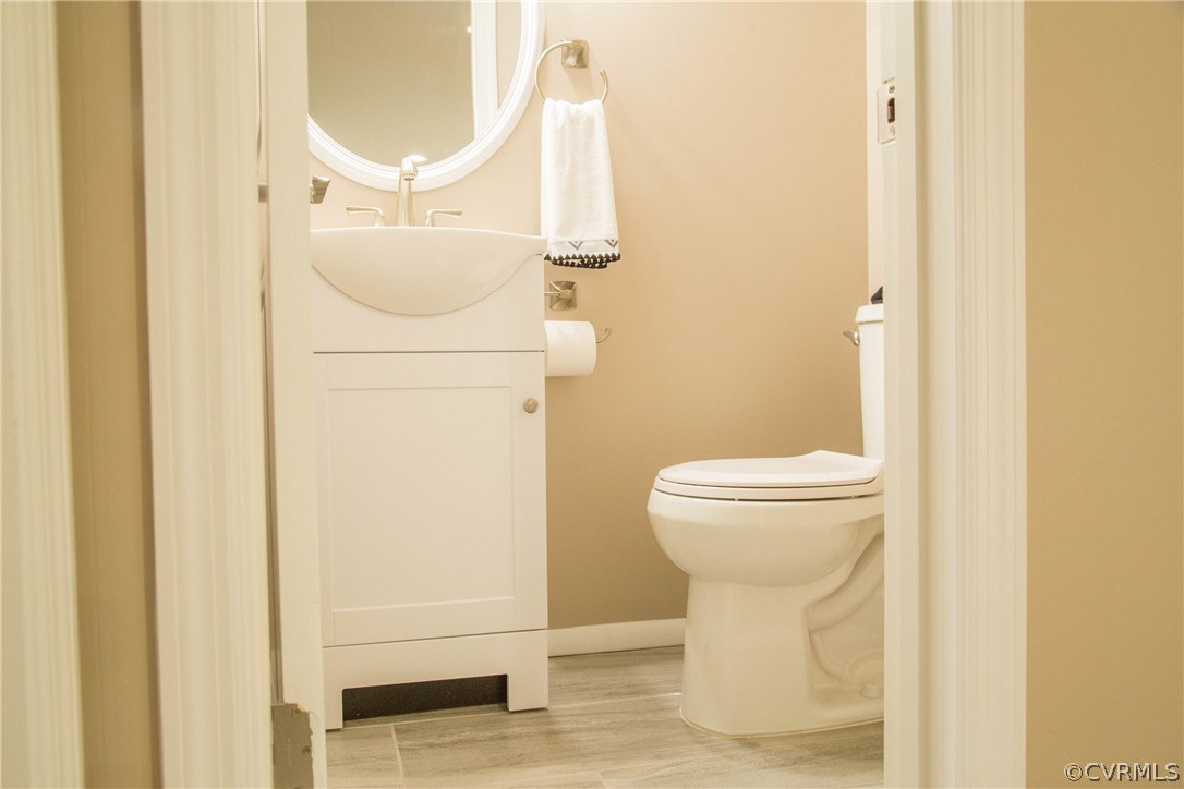 1768 Altman Road Henrico, VA 23228 - Photo 30 of 47 Powder room