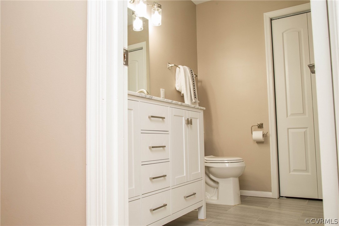 1768 Altman Road Henrico, VA 23228 - Photo 33 of 47 Shared bathroom from hall to bedroom