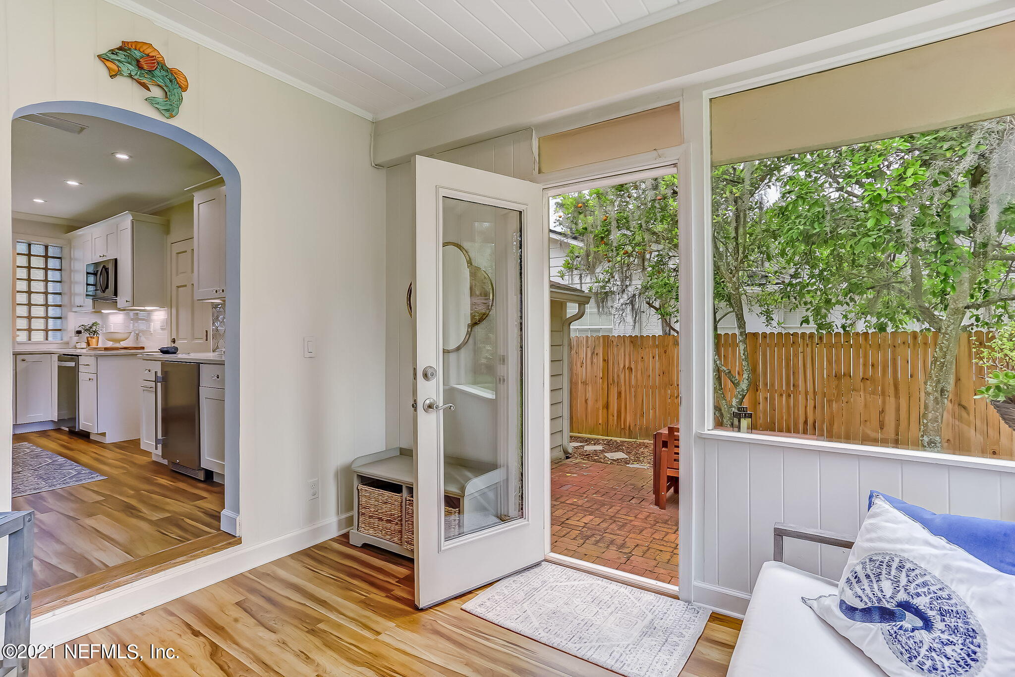 1516 Lorimier Road Jacksonville, FL 32207 - Photo 17 of 41 Sunroom with views of kitchen
