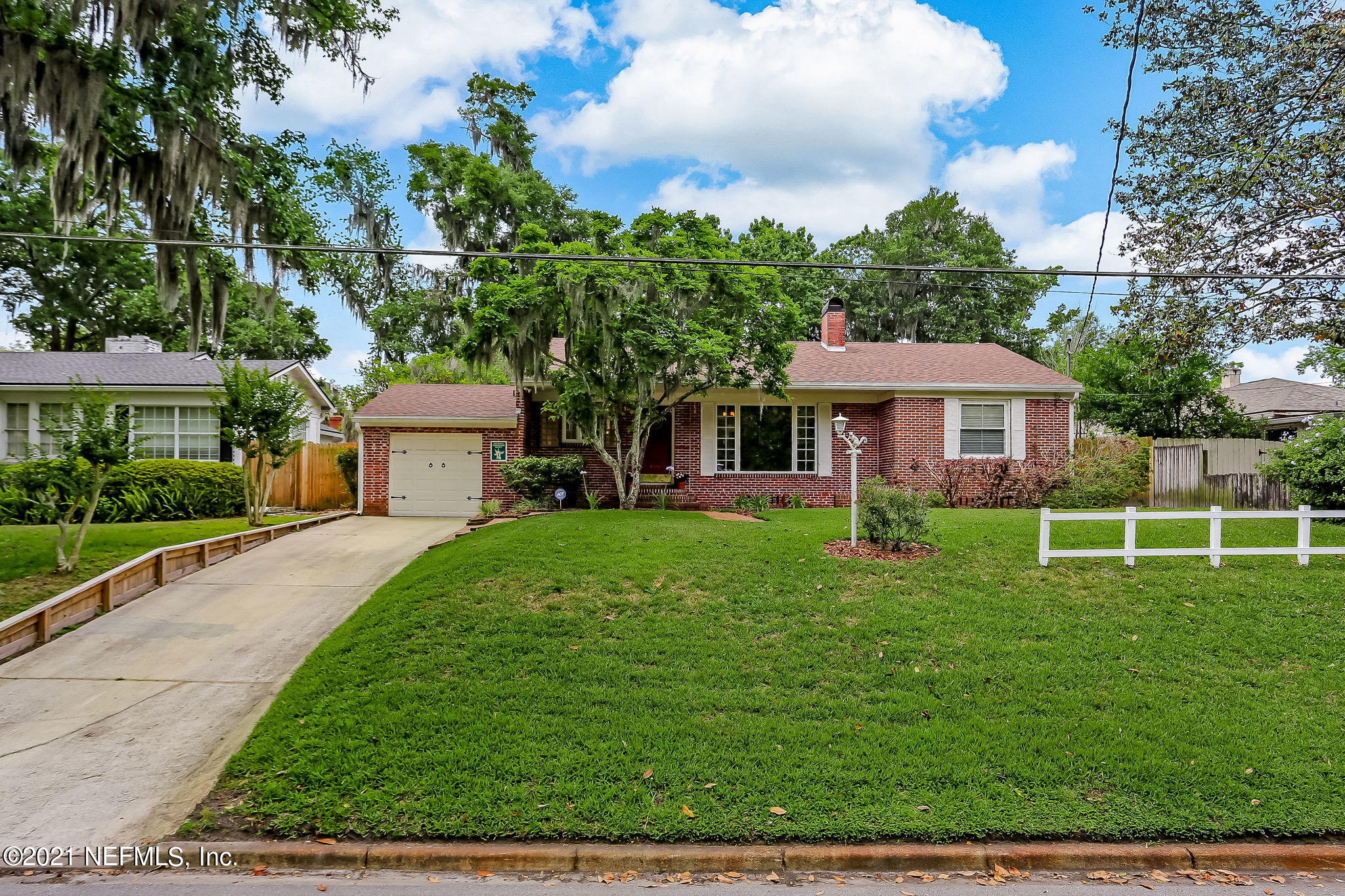 1516 Lorimier Road Jacksonville, FL 32207 - Photo 2 of 41 Your front yard view
