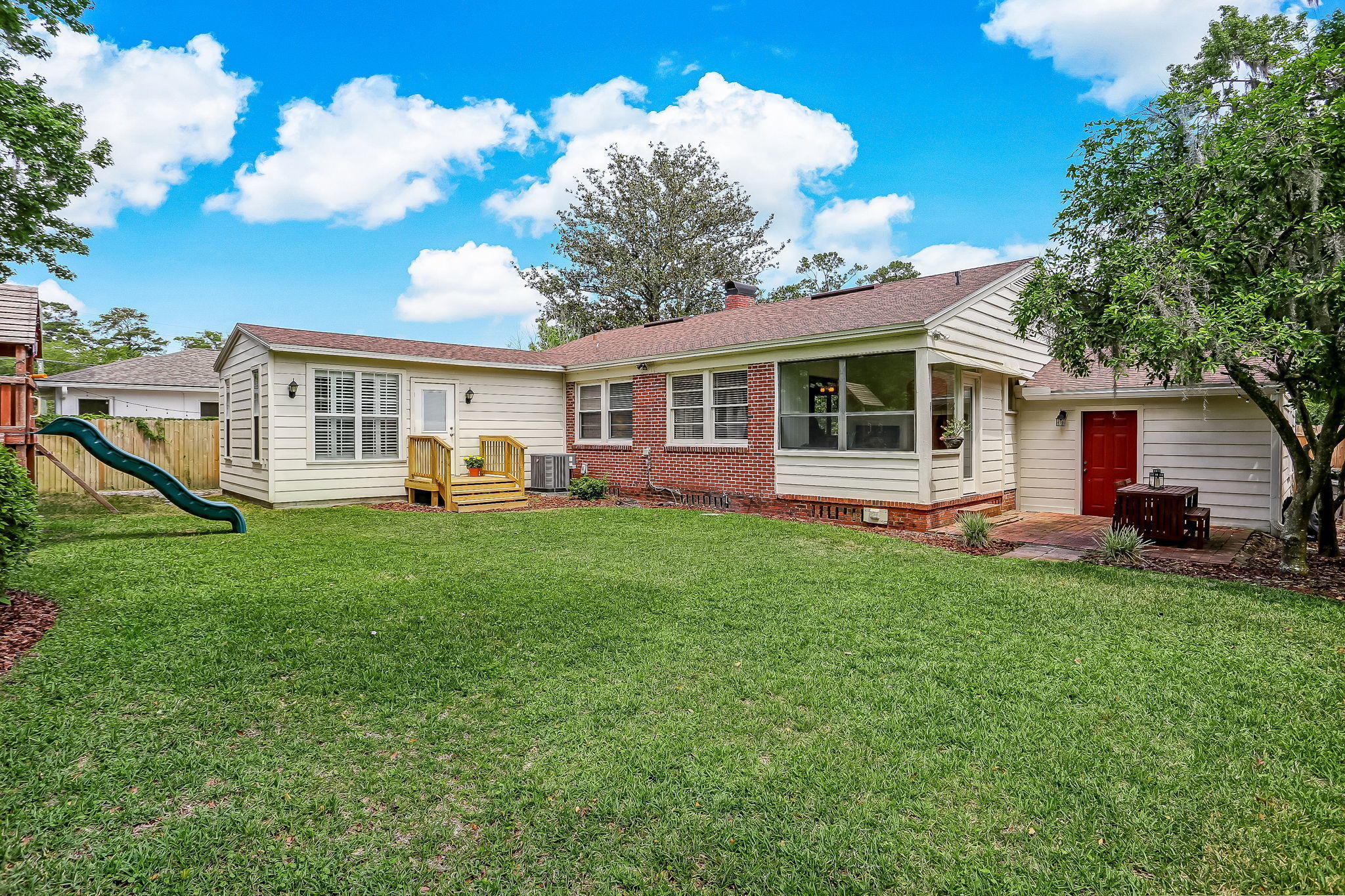 1516 Lorimier Road Jacksonville, FL 32207 - Photo 39 of 41 View of the back of the home 2