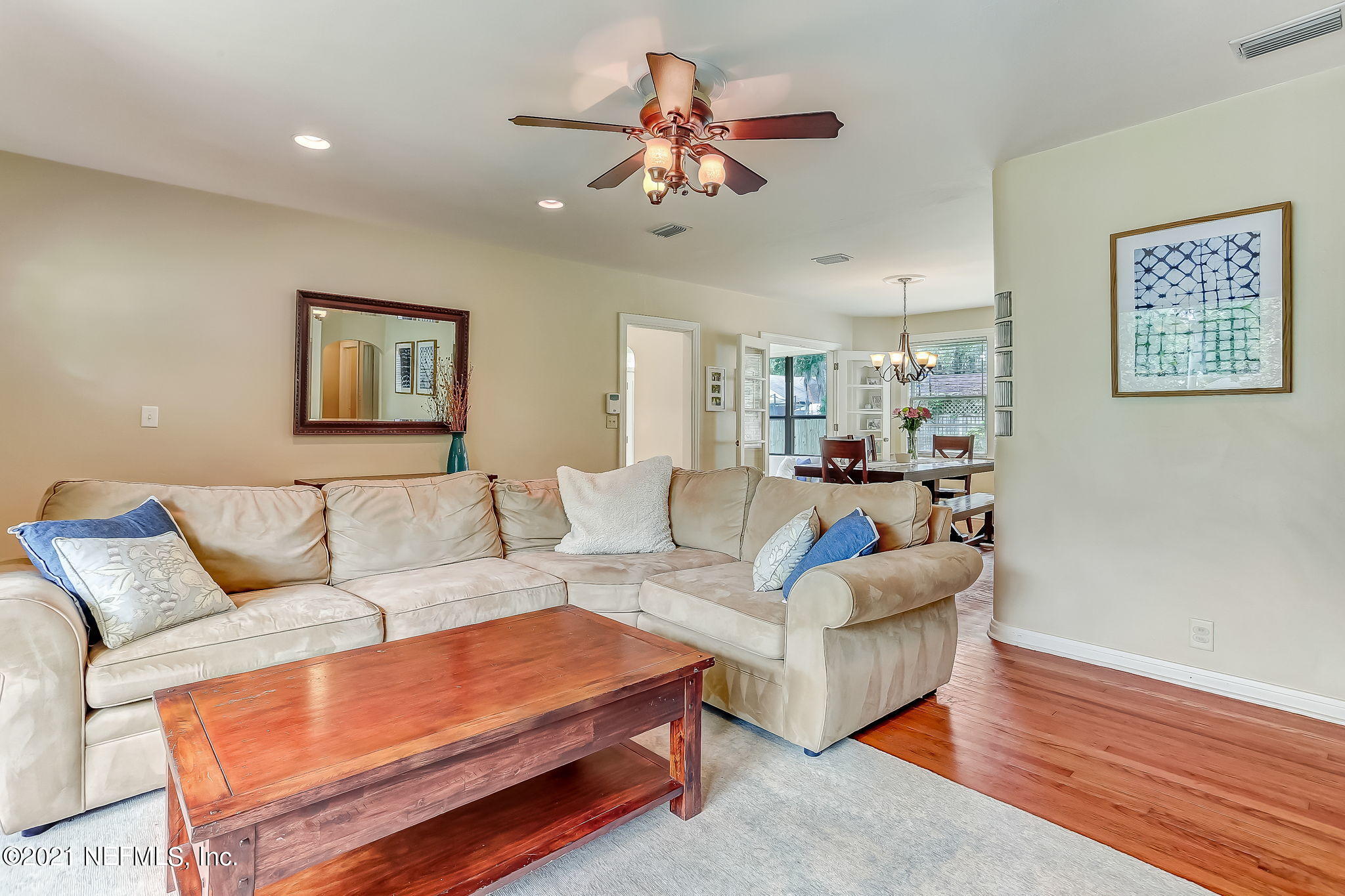 1516 Lorimier Road Jacksonville, FL 32207 - Photo 8 of 41 Living room view into dining room