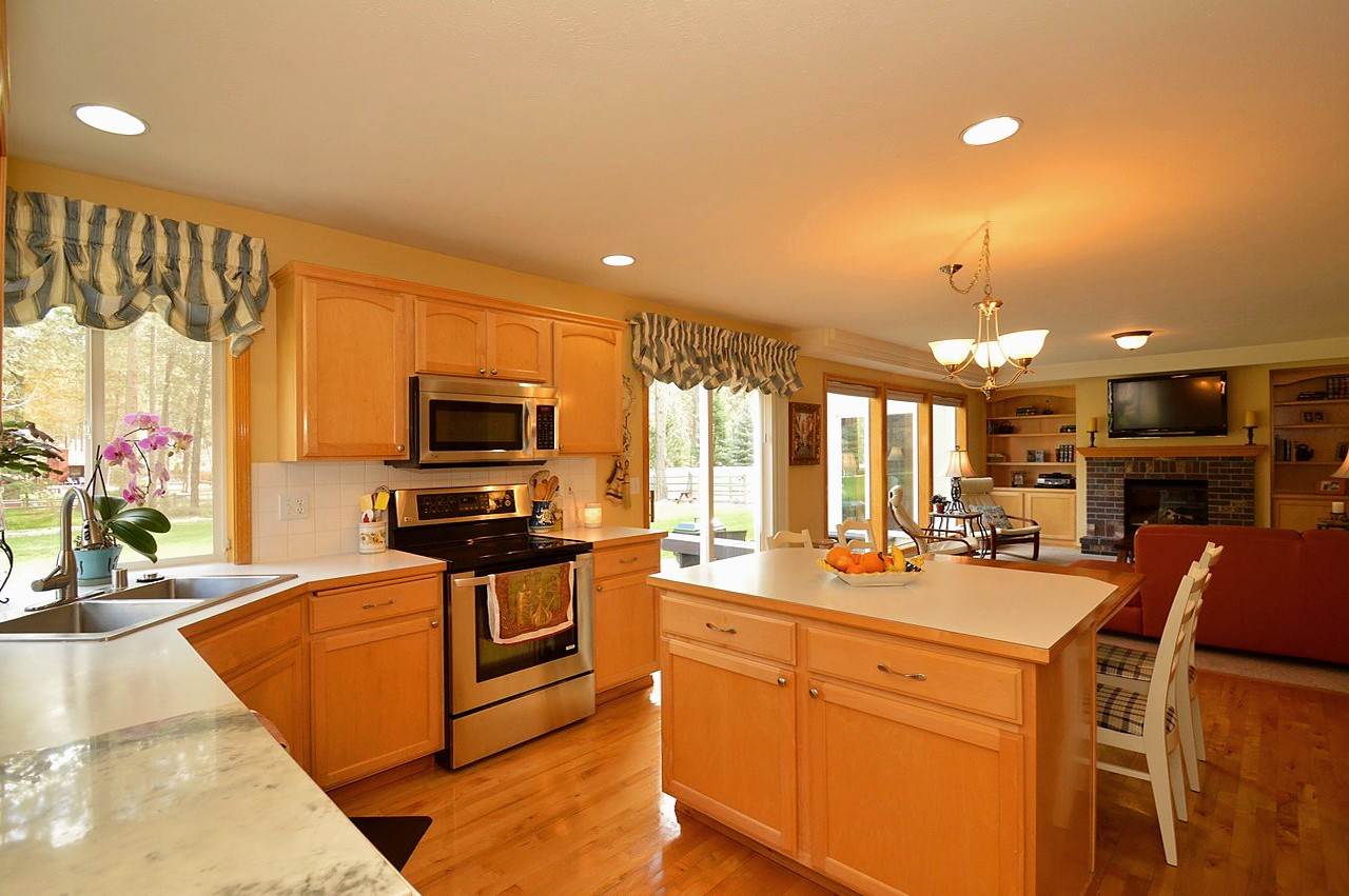18002 North Kimberly Road Colbert, WA 99005 - Photo 6 of 20