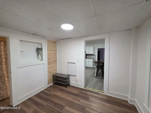 $1,075 | 98 L Summer Street, Adams, MA 01220