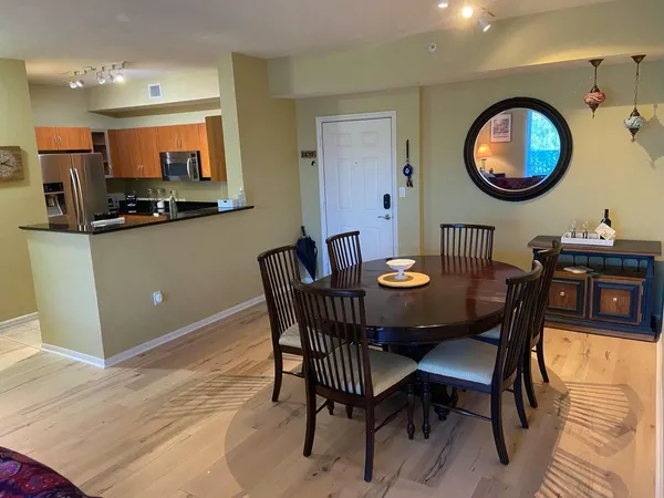 $6,600 | 802 West Windward Way, Unit 203, Lantana, FL 33462