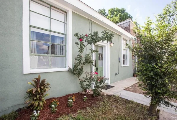 $1,700 | 512 Pelican Avenue, Unit B, New Orleans, LA 70114