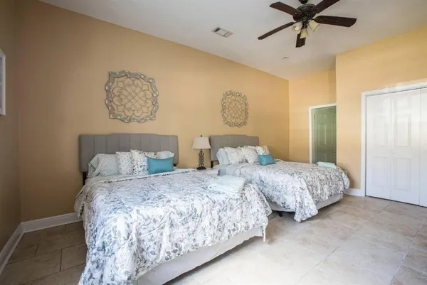 $1,700 | 512 Pelican Avenue, Unit B, New Orleans, LA 70114