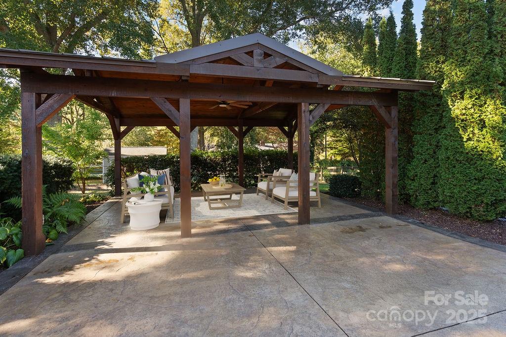 403 West Lewis Road Dallas, NC 28034 - Photo 11 of 40 Gallery Image 11