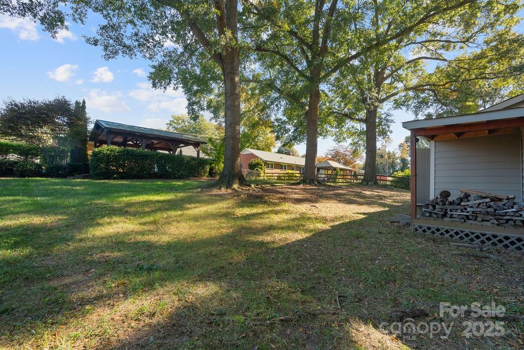 403 West Lewis Road Dallas, NC 28034 - Photo 18 of 40 Gallery Image 18