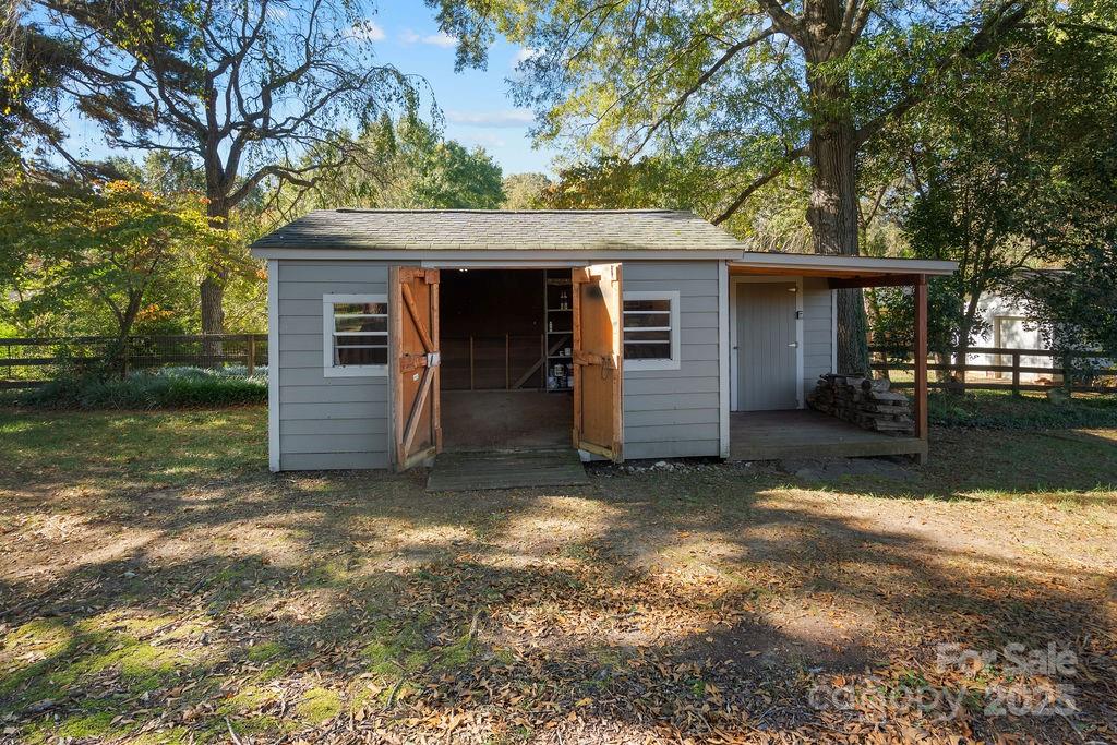 403 West Lewis Road Dallas, NC 28034 - Photo 19 of 40 Gallery Image 19