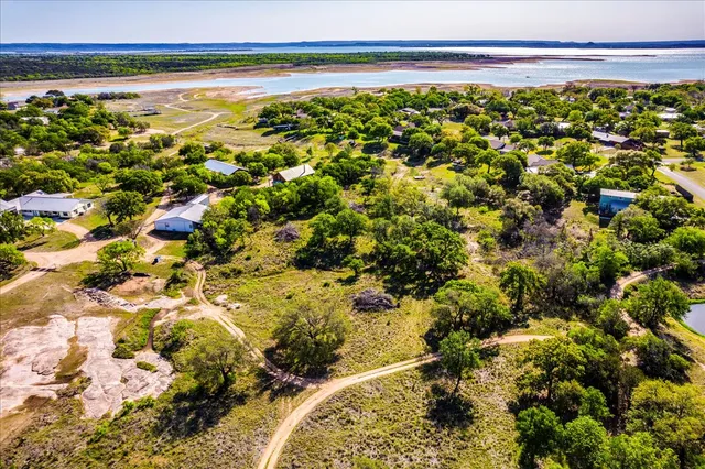 $315,000 | 7688 Hwy 261 Highway, Buchanan Dam, TX 78609