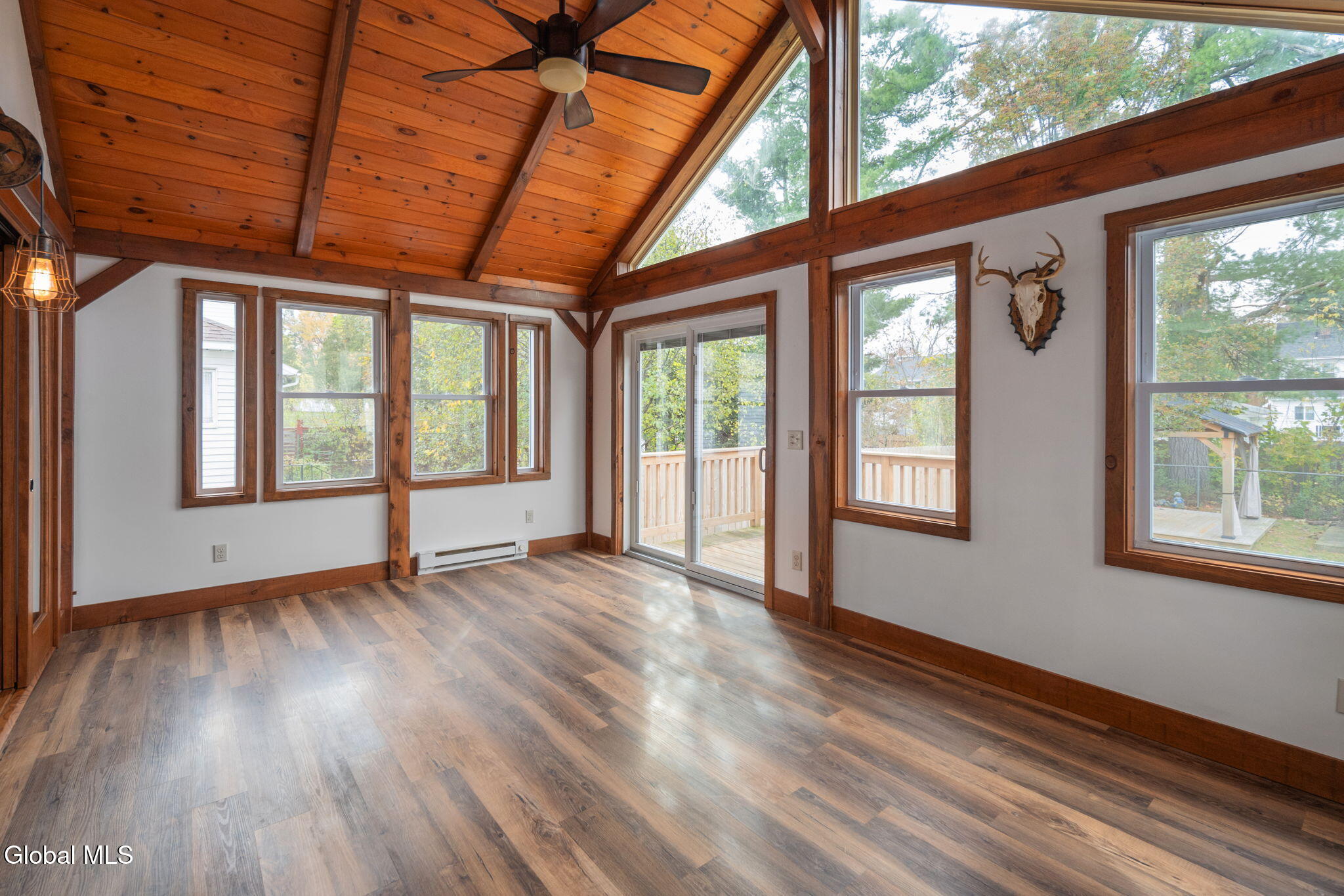 1356 Regal Avenue Schenectady, NY 12308 - Photo 19 of 56 20-1356RegalAve_19