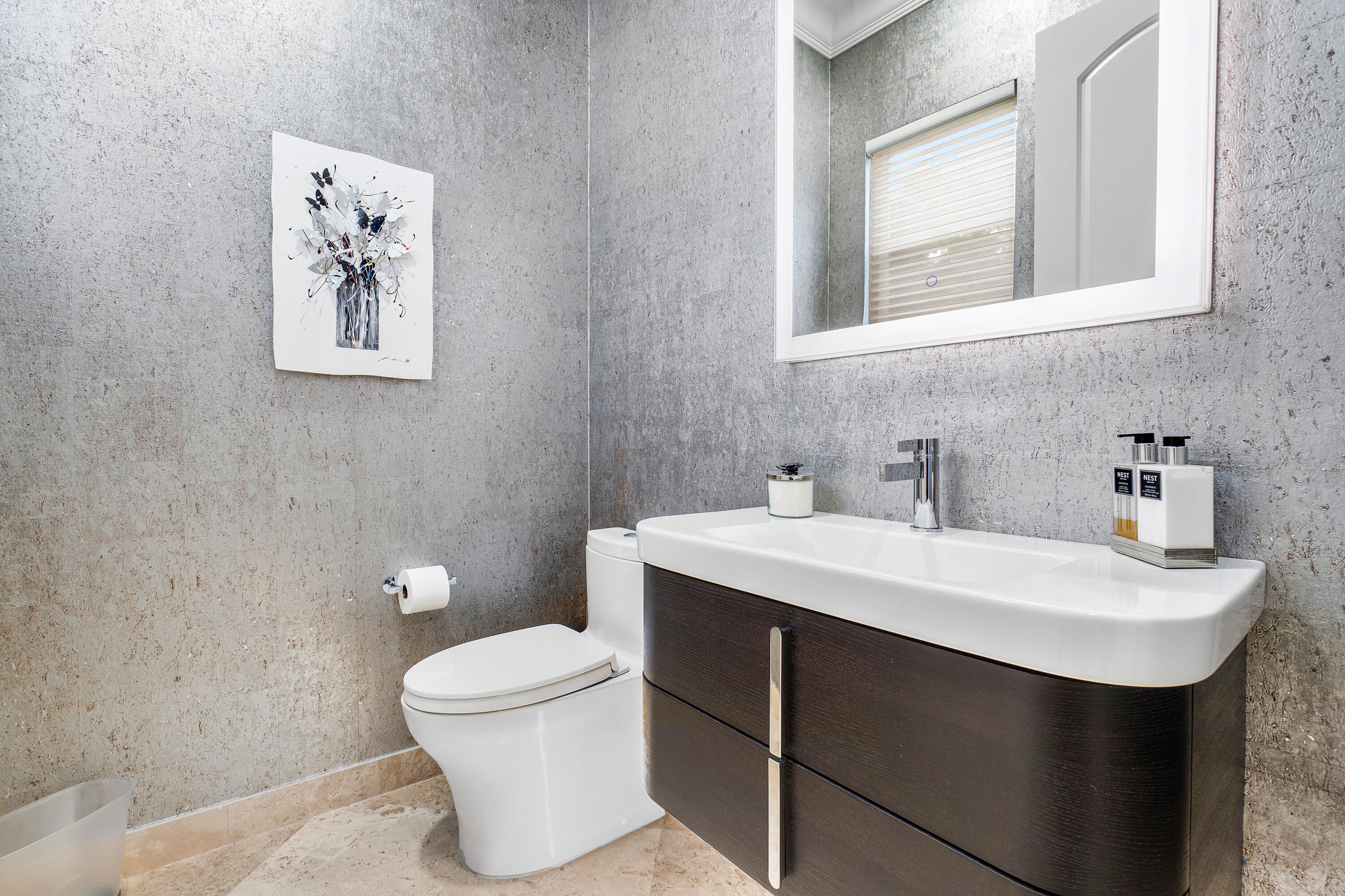 8060 Valhalla Drive Delray Beach, FL 33446 - Photo 19 of 81 Powder Room
