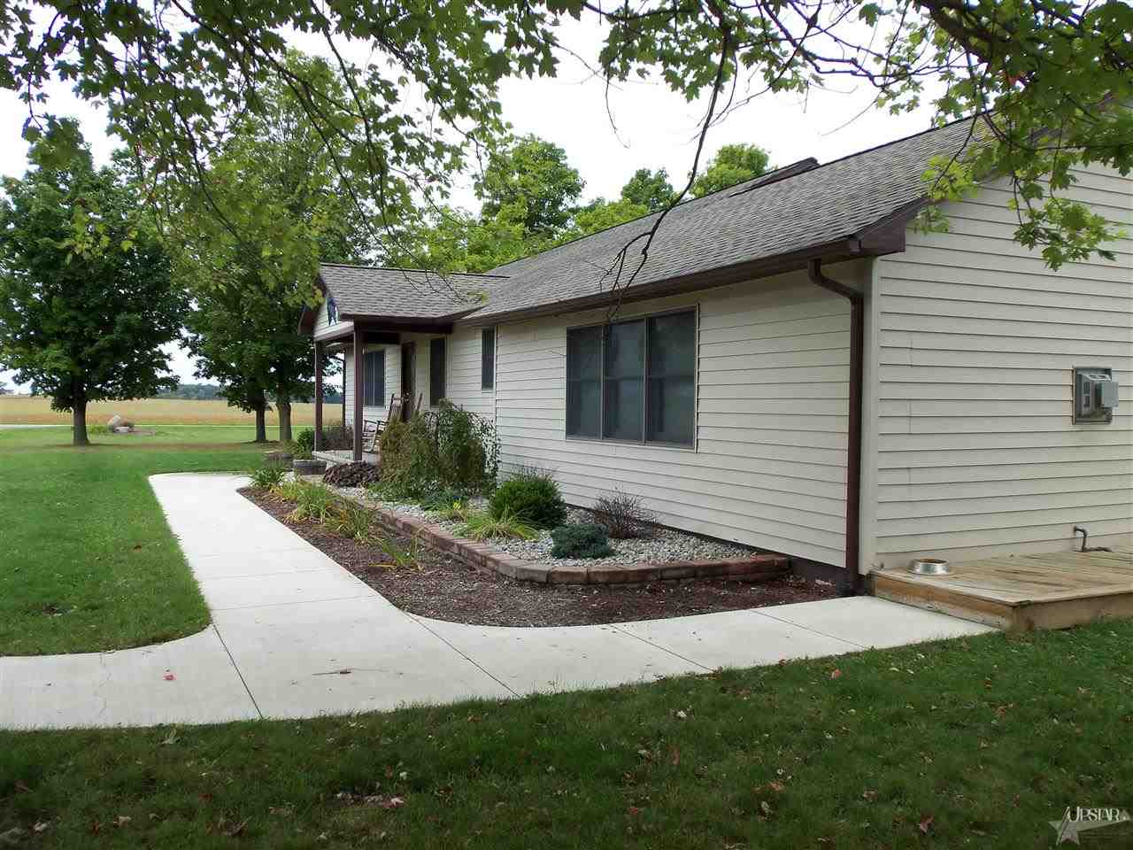 2749 County Road 59 Butler, IN 46721 - Photo 15 of 21
