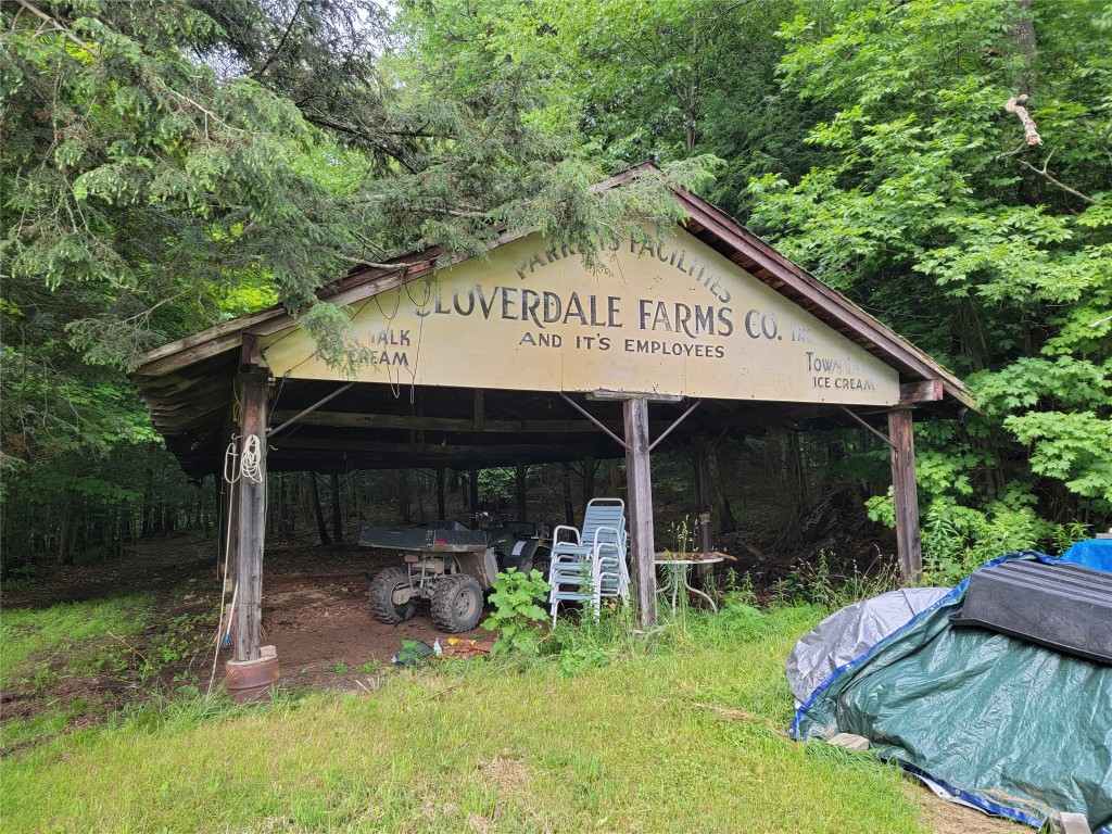 465 Cloverdale Road Chenango Forks, NY 13746 - Photo 6 of 19 Gallery Image 6