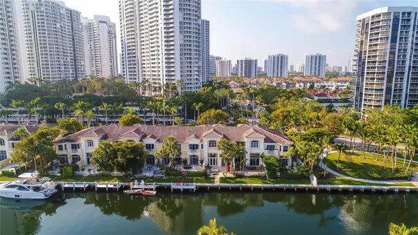 $15,000 | 3705 Northeast 214th Street, Unit 13, Aventura, FL 33180