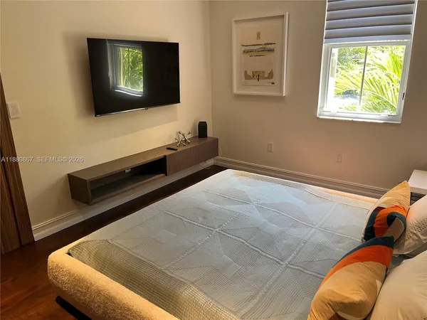 $15,000 | 3705 Northeast 214th Street, Unit 13, Aventura, FL 33180