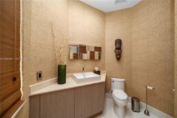 $15,000 | 3705 Northeast 214th Street, Unit 13, Aventura, FL 33180