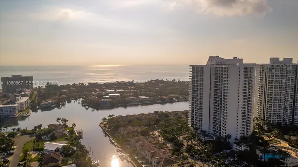 $15,000 | 3705 Northeast 214th Street, Unit 13, Aventura, FL 33180