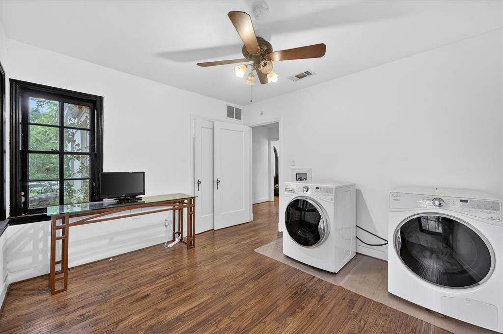 304 Appian Way Dallas, TX 75216 - Photo 14 of 21