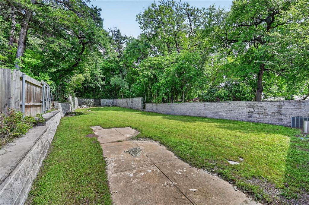 304 Appian Way Dallas, TX 75216 - Photo 19 of 21