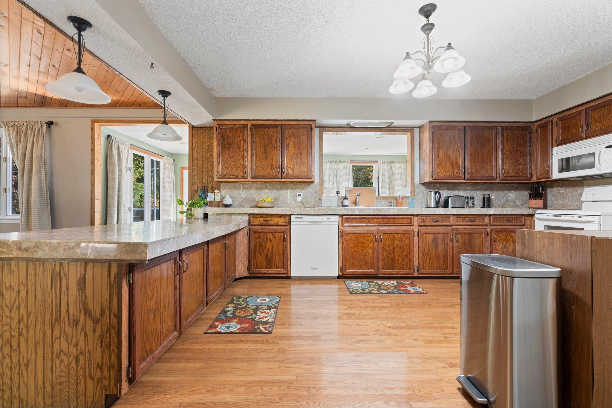 3008 Indian Hill Road Honor, MI 49640 - Photo 10 of 45 1905982-9.JPG