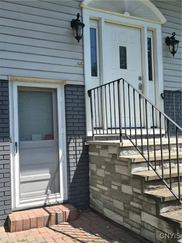 $299,900 | 4777 Glencrest Avenue, Clay, NY 13088